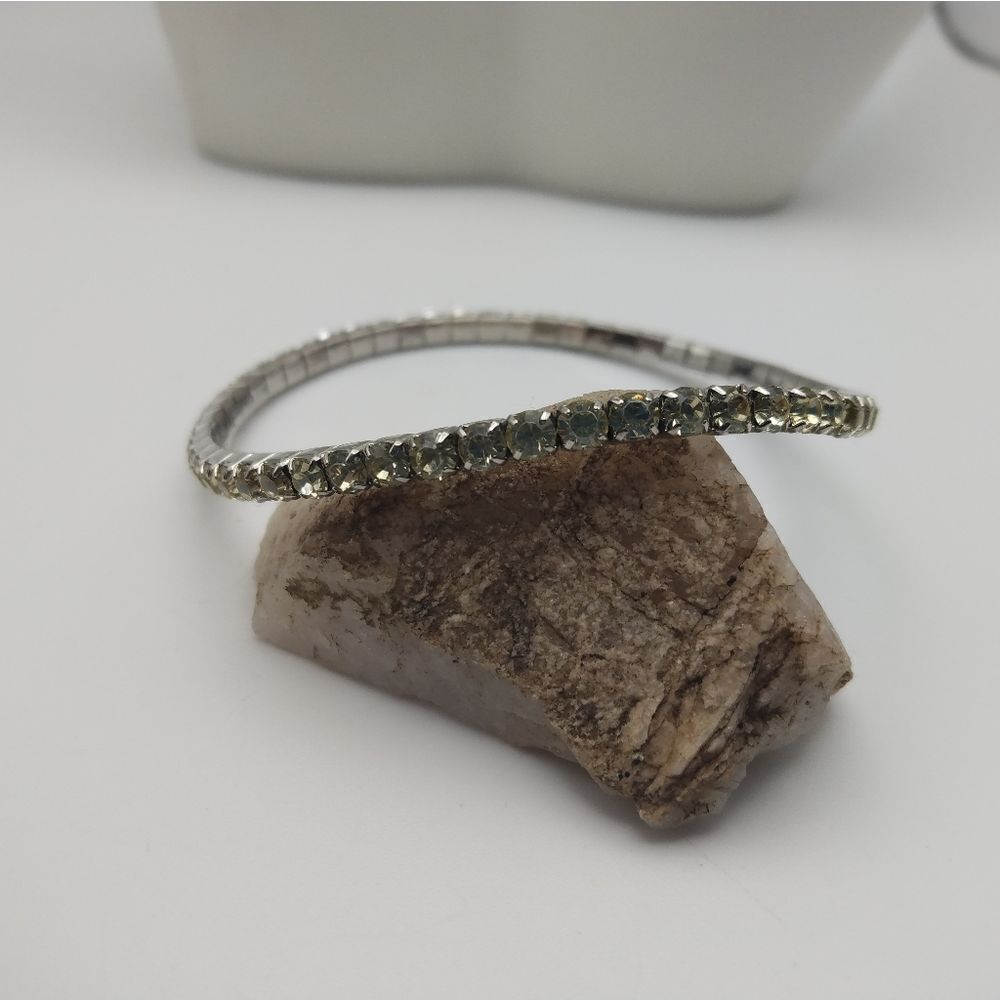Sparkle stretch bracelet rhinestone flash
